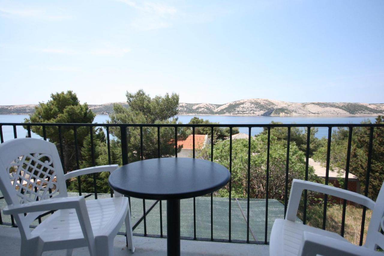 Apartments And Rooms By The Sea Stara Novalja, Pag - 6303 外观 照片